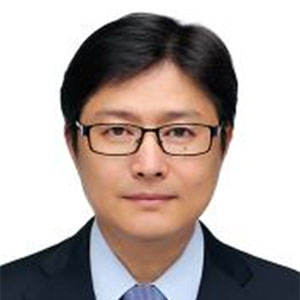 김길중 교수님 사진
